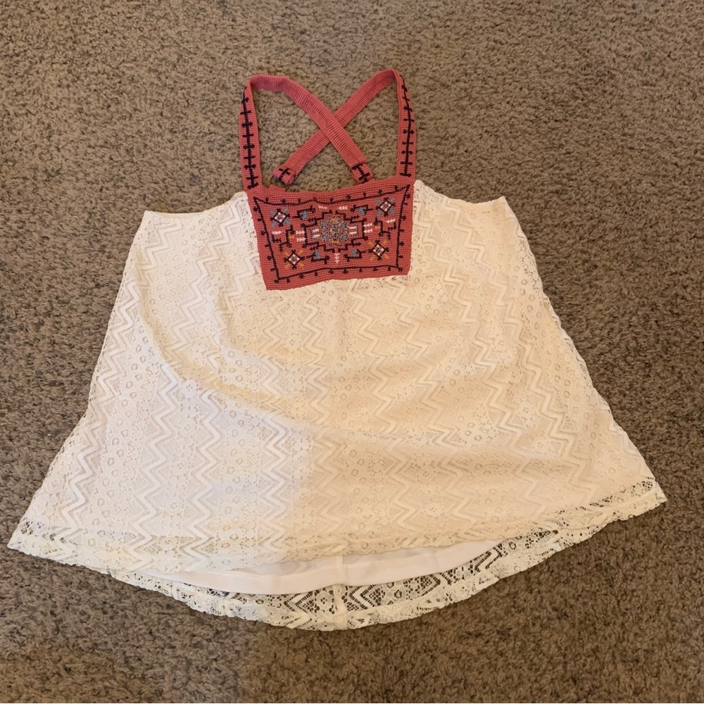 Xhilaration criss cross tank top blouse